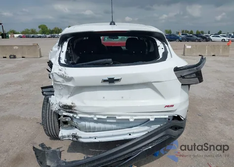 2025 Chevrolet Trax Fwd 1Rs z USA, uszkodzony, nr VIN KL77LGEP4SC273736